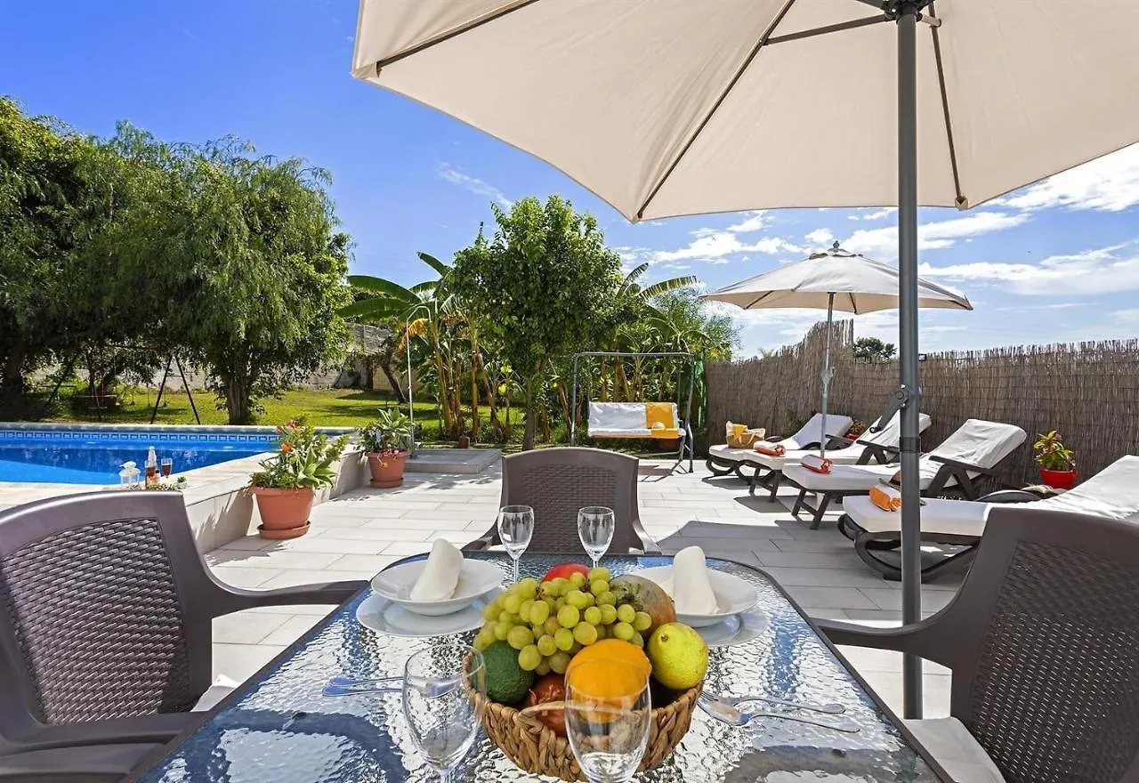 Villa Manuel In Nerja 0*,